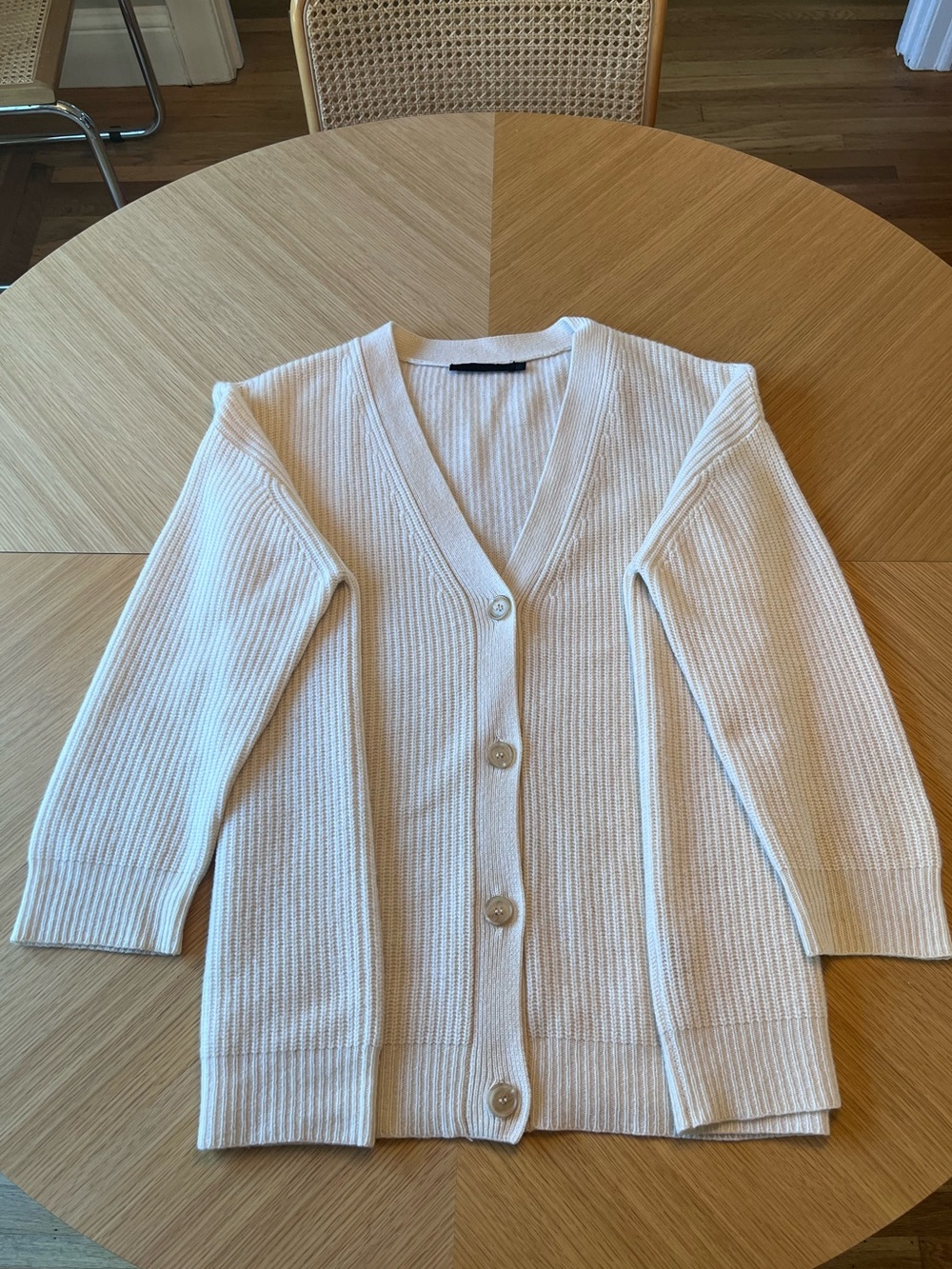 Jenni Kayne Cream Ribbed V-Neck Button Cardigan